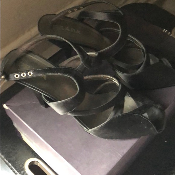 Shoes - Picture 2 of 5